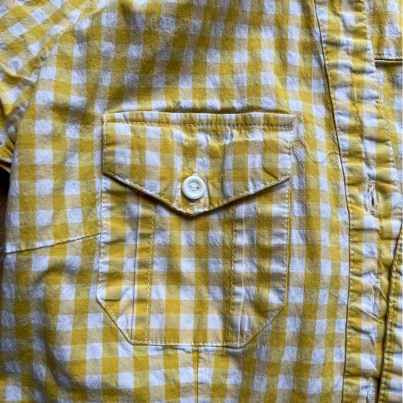 Fitted yellow plaid short sleeve button down with ruched cap sleeves - Picture 2 of 5
